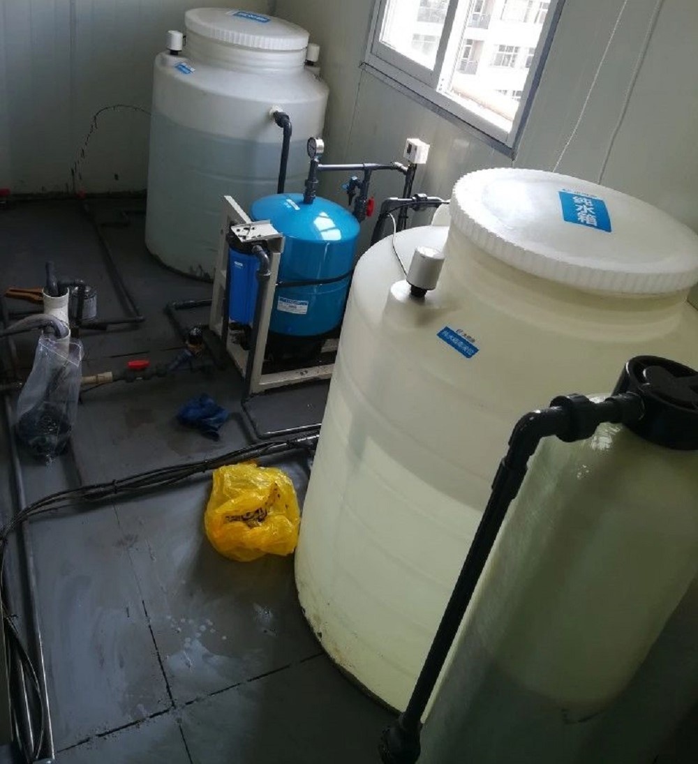 水思源檢驗(yàn)科純水設(shè)備