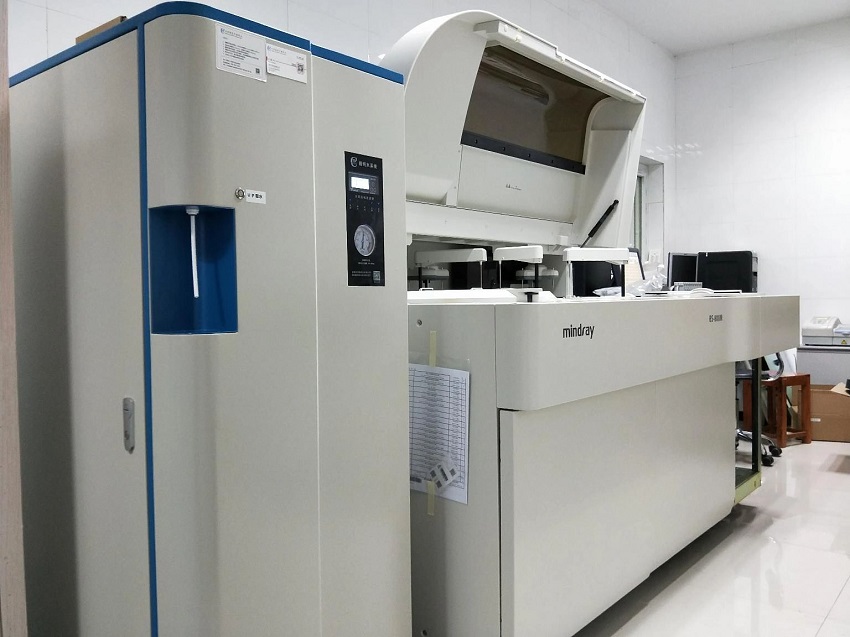 水思源檢驗(yàn)科純水設(shè)備