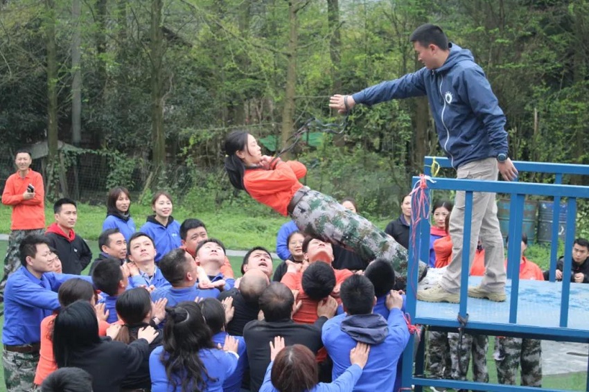 水思源——熔煉團(tuán)隊、拓展未來！