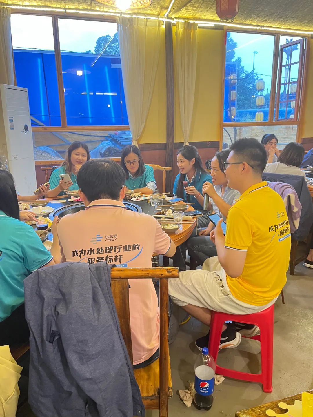 水思源中秋團建活動現場